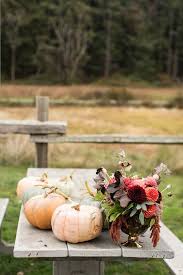 Photo By Jaquilyn Shumate Photography Florals By Capital Blooms Olympia Wa Wedding In Camano Island Wa October Wedding Wedding Camano Island