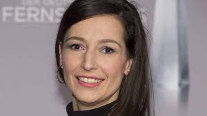 Pinar atalay (born 27 april 1978 in lemgo, west germany) is a german radio and television presenter. Im Verflixten Siebten Jahr Ist Schluss Pinar Atalay Verlasst Die Tagesthemen