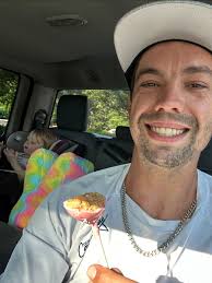 This group is dedicated to anyone that has gotten sober and rid of their  bad habits to better themselves and those around them!!  