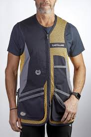 Its contoured right armhole fits your shotgun for a natural shooting motion. Castellani Sport Rio Men S Shooting Vest Free Cap Countryway Gunshop