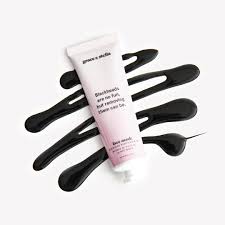 Blaq mask is an activated charcoal mask that comes in a jet black tube. The 14 Best Blackhead Masks Of 2021 According To Reviews Beauty Editors Ipsy
