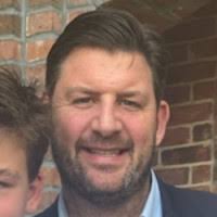 Tim Beckett's Instagram, Twitter & Facebook