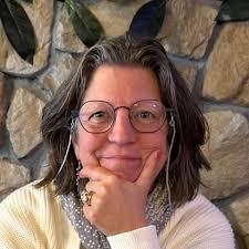 What are the best accommodations for families with young children at  Stratton ski resort?