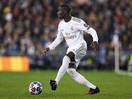 Footballeur professionnel au real madrid ⚽️ joueur de l'équipe de france de football ferland mendy. Ferland Mendy Explains Why He Chose To Join Real Madrid Over Barcelona 90min