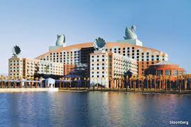 The huge variety of inspiration and output makes the postmodern movement difficult to define, and this scale of this is shown in the new. Postmodern Architecture Gets Fresh Look Klse Screener