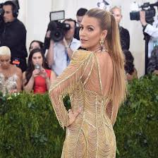 Keep reading for all the. Blake Lively Hair Makeup At The Met Gala 2017 Popsugar Beauty Middle East