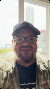 Instagram 用户 Adam Castle