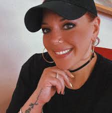 Angela Victoria Vitti updated her profile picture.