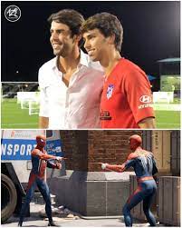Kaka seems to let the ball roll until you dive in, whereas messi is constantly changing its direction. Troll Football Kaka With His Lost Son Brother Joao Facebook