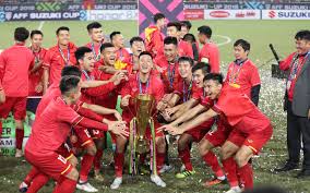 Về tinh thần mà nói, người hâm mộ hàn quốc bây giờ họ gần như đã coi u23 việt nam như là một phần của đội hàn quốc, hy vọng sự 'phục thù' sẽ xảy ra, đó là điều mà những người hâm mộ hàn quốc đang suy nghĩ vào thời điểm này, biên tập viên của bbc. Nhá»¯ng Khoáº£nh Kháº¯c Kho Quen Cá»§a Bong Ä'a Viá»‡t Nam NÄƒm 2018