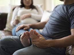Swollen Feet Ankles And Hands Edema During Pregnancy Babycenter