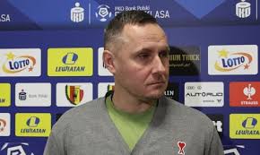 Odpowiada Andrzej Płatek