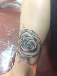 Outline And Grey Shading Of English Rose Tattoo Done By Dean At Unanswered Ink Cranbourne Body Art Tattoos English Rose Tattoos Tattoos
