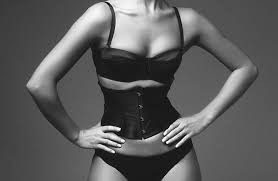 Le Corset Minceur Dangereux Pour La Sante