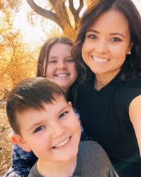 Getting to know our newest Eagles!🦅 Hi! I'm Kiley Lynds and I'm excited to  be joining the Eagle family as a 2nd grade teacher. I have lived in Vegas  for 23 years