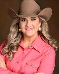 Paula Mullins's Instagram, Twitter & Facebook