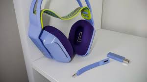 Vibrant colors four to choose from. Logitech G733 Lightspeed Review Cool And Colourful