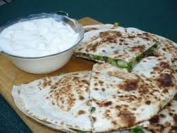 Quesadillas Mit Sour Cream Dip Rezept Rezept Rezepte Sour Cream Sour Cream Rezept