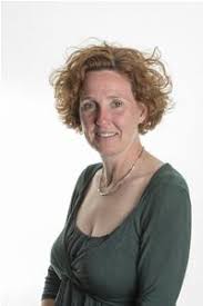 She was born in new york, the united states on the 17th of december, 1966. Is Dr Lynette Nusbacher Married Lynette Nusbacher