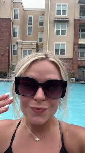 Exercises to Do in The Swimming Pool for Glutes