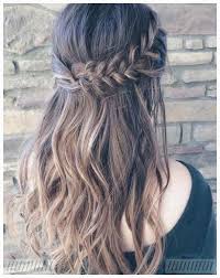 Frische Hochzeit Frisuren Halb Oben Geflochtene Frisuren Flechtfrisuren Hochzeitsfrisuren