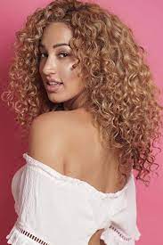 51 Hairstyles For Curly Hair For A Cute Look Lovehairstyles Com Curly Hair Styles Naturally Beautiful Curly Hair Long Curly Hair
