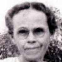 Clara Upton's Instagram, Twitter & Facebook