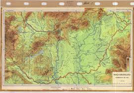 Az itt elkezdett térképtanulmányozós, európa és aztán azon belül magyarország témát folytatva ismerkedtünk a felszínformákkal. Soil Map Hungary Magyarorszag Domborzata Es Vizei Esdac European Commission