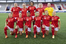 Alisha lehmann will für die schweiz bald an der em spielen. Natistar Alisha Lehmann Verdient Mehr Geld Mit Instagram Als Mit Fussball Watson