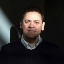 𝗪𝗵𝘆 𝗜 𝗮𝗺 𝗿𝗲𝗺𝗼𝘃𝗶𝗻𝗴 𝟭,𝟬𝟬𝟬 𝗰𝗼𝗻𝗻𝗲𝗰𝘁𝗶𝗼𝗻𝘀 𝗳𝗿𝗼𝗺… 