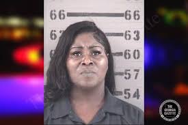 Chapter 2. The lawnmower man, the shotgun and the pedophile. Since I got a  few stories to share I'll be more than happy to share my experience from  the beginning. And facts