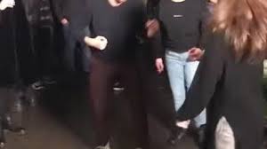 Dizisinde hayat verdiği cemre karakteriyle gönüllere taht kuran genç oyuncu sera kutlubey, jpvid'da bi. Berker Guven Sera Kutlubey Bahar Sahin Ozan Dolunay Youtube