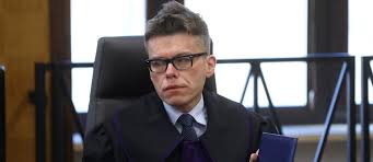 Tuleya urodził się w łodzi. Tuleya Oglosil Sie Sedzia Niezlomnym Granice Bezczelnosci Zostaly Wlasnie Przekroczone Portal Warszawski