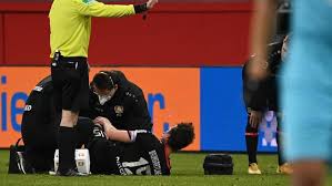 Join the discussion or compare with others! Bayer Leverkusen Kreuzband Verletzung Bei Baumgartlinger