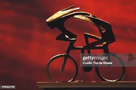 Image result for tbn:if9L2sMjE_ET9M::www.trophees-denis.com/wp-content/telechargements/coupes.jpg