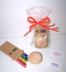 Juegos junior tiene juegos gratis para niños que son divertidos y educativos. Caja De Ceras Con Yoyo En Madera Natural Detalles Para Ninos