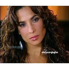 Lorena Rojas's Instagram, Twitter & Facebook