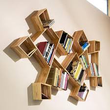Model rak buku sebenarnya sangat banyak sekali namun kali ini kami tarunajati ingin memberikan informasi kepada anda tentang rak buku dari kayu model segitiga pojok. 10 Inspirasi Model Rak Buku Dari Kayu Terbaru