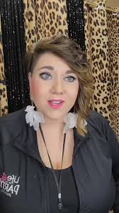 Emma Macomber's Instagram, Twitter & Facebook