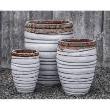 With its elegant glaze finish, this planter pot will look great wherever you place it. Guaracha White Large Ceramic Plant Pots Kinsey Garden Decor