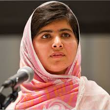 In 2009 verwierf ze op elfjarige leeftijd bekendheid toen ze onder het pseudoniem gul makai (korenbloem) een weblog bijhield op de website van de bbc. Malala Yousafzai Frauchenrechtlerin Geolino