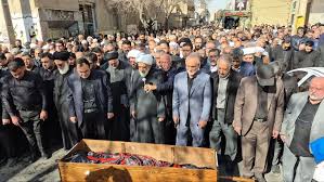 تشییع پیکر محمد قمی جانباز دفاع مقدس و نماینده سابق پاکدشت و ورامین در مجلس