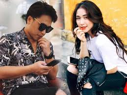 Sau khi hòa minzy trở lại vbiz với dự án âm nhạc mới nhất, bạn thân của công phượng cùng nhiều người đồng đội tại đtqg việt nam đã gửi lời. Báº¡n Trai Ä'áº¡i Gia Cá»§a Hoa Minzy Giau Co Va Quyá»n Lá»±c Ä'áº¿n Cá»¡ Nao
