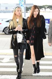 Itzy Members Show Us How To Style Designer Bags This Fall Winter Fashion Kpop Fashion Airport Fashion Kpop