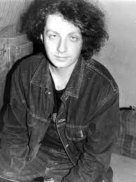 Но вернуть ее смогла молодая журналистка татьяна ларионова. Gleb Samojlov Pisal Pesni Fadeevu Kino Music24 Yandeks Dzen