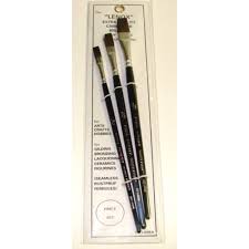 The most common camel hair brush material is wool. Solo Brush 1 4 3 8 1 2 Lenox Camel Hair Brushes 3 Walmart Com Walmart Com