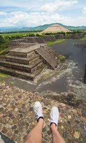 Visiting Teotihuacan Pyramids In Mexico City Viajes Fotos Fotos De Mexico Turismo En Mexico