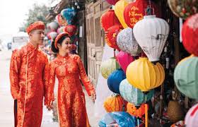 The traditional vietnamese wedding is one of the most important ceremonies in vietnamese most vietnamese weddings even these days incorporate both eastern and western traditions; Vietnam S Wedding Traditions Asialife Vietnam