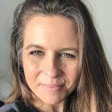 Amanda Sauro's Instagram, Twitter & Facebook