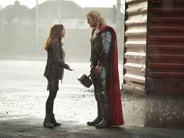 Portman's long been a part of the thor franchise but she's been relegated to a supporting player in those films. Bild Zu Natalie Portman Thor 2 The Dark Kingdom Bild Chris Hemsworth Natalie Portman Filmstarts De